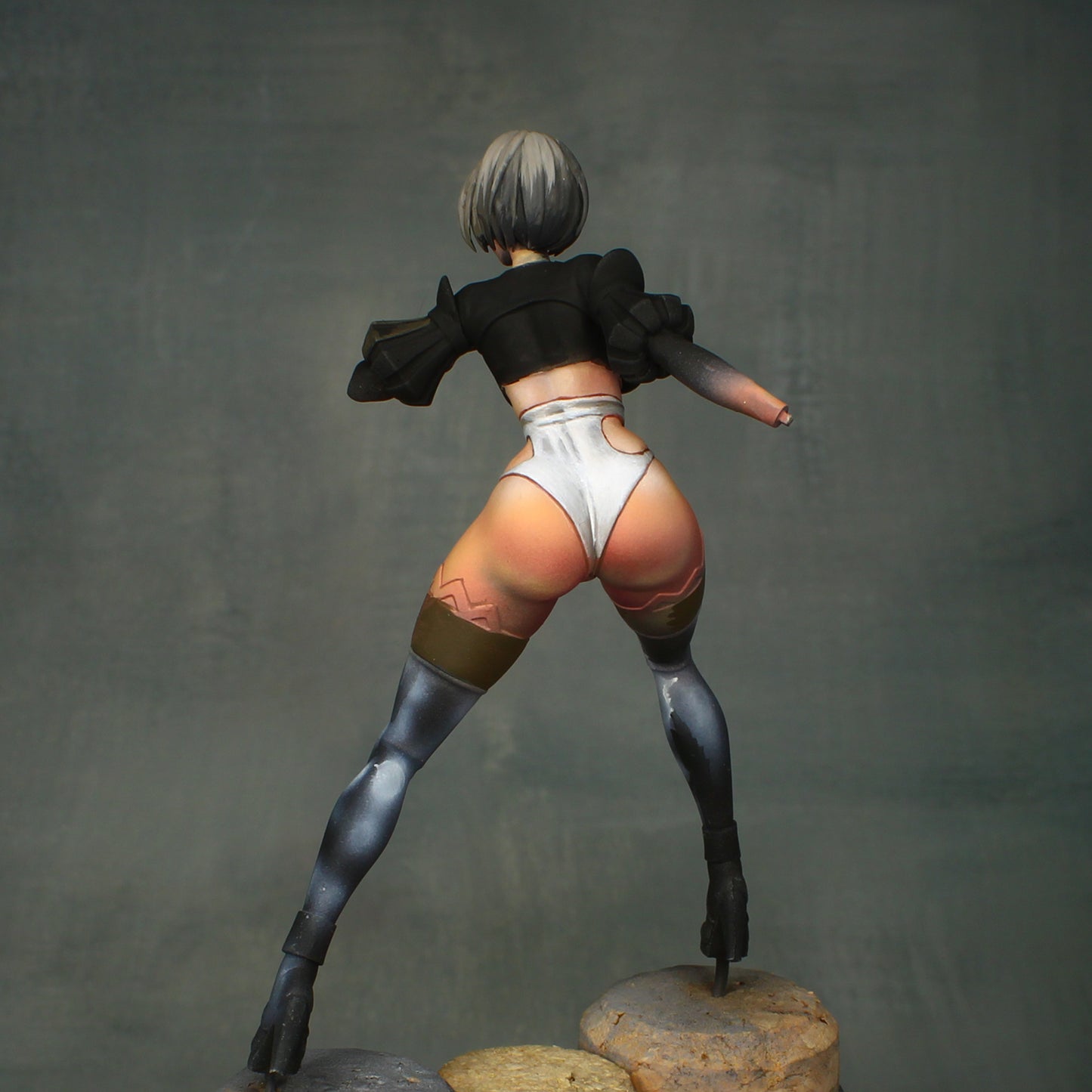 Cyber Mercenary 90mm figure, large scale female miniature