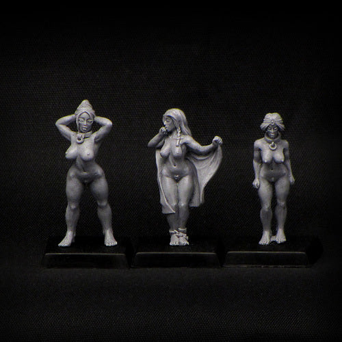 Group of 3 Slave Girls, 28mm scale resin miniatures by Brother Vinni.