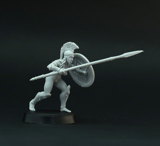 Female Hoplites 1/4 (resin miniatures, 28 mm scale)