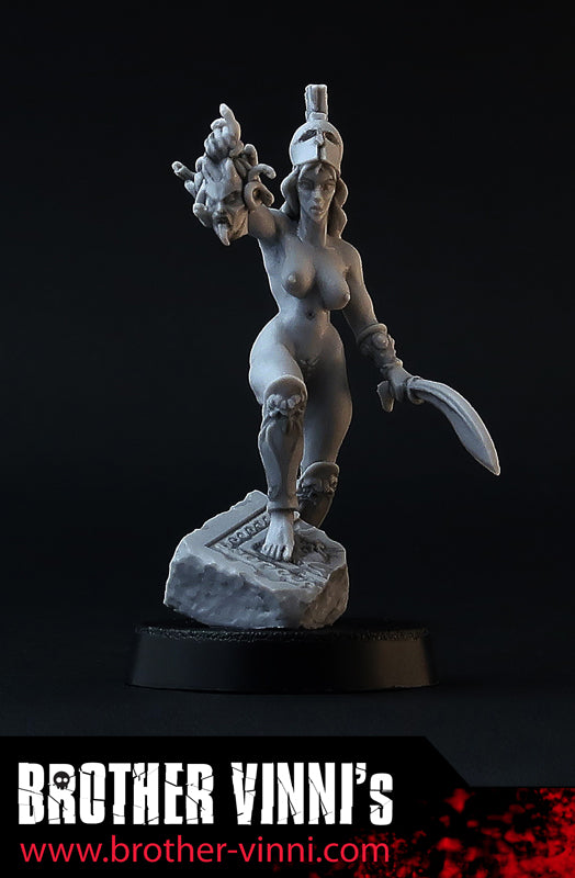 Female Greek Hero, Perseus (28 mm wargame miniature)