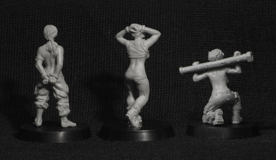 Captives (hostages), 28 mm wargame sci-fi miniatures by Brother Vinni