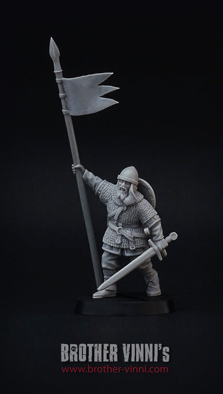 Knight Standard Bearer miniature, 28mm resin by Brother Vinni.
