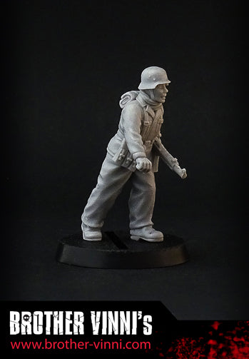 ww2 German soldier resin miniature