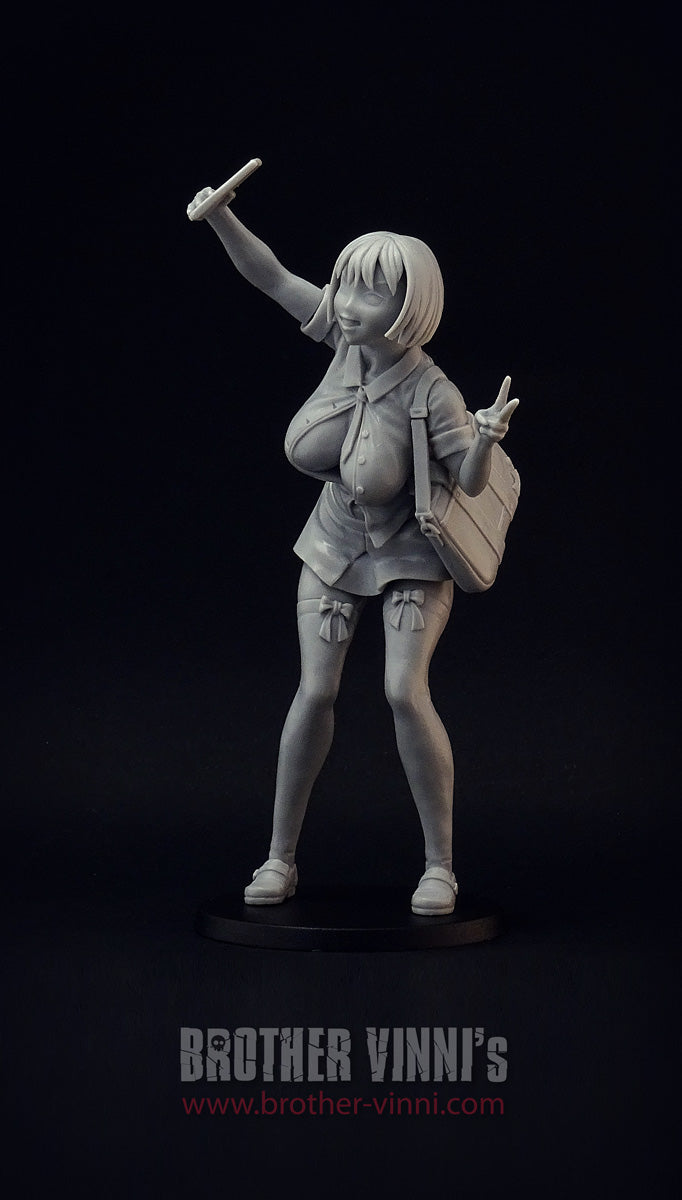 Selfie, female student 90mm figure