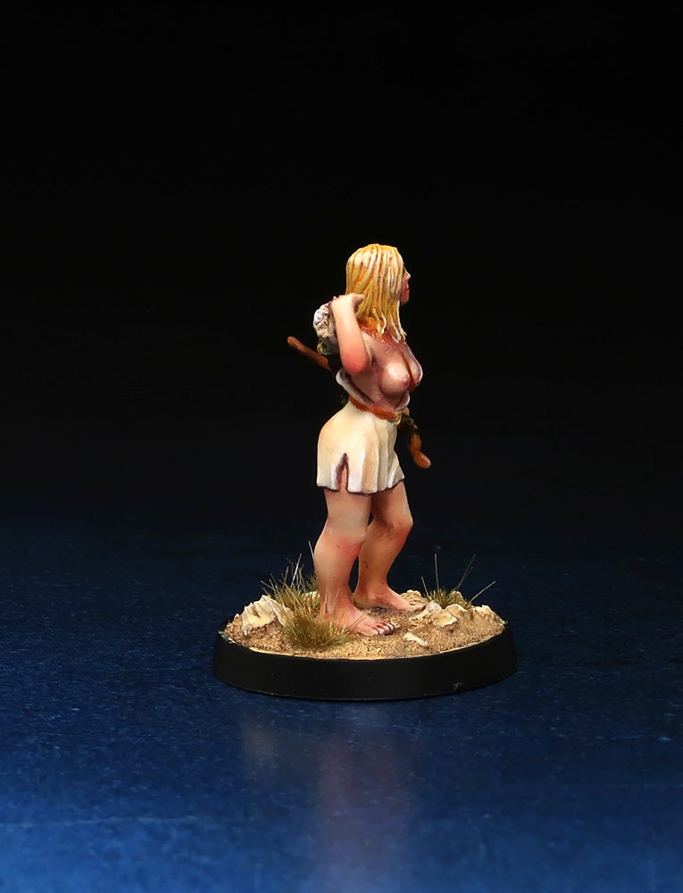 Female Greek Archer - fantasy resin miniature for wargaming