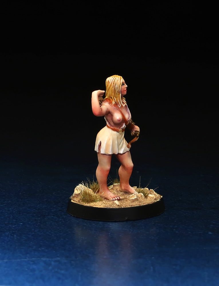 Female Greek Archer - fantasy resin miniature for wargaming