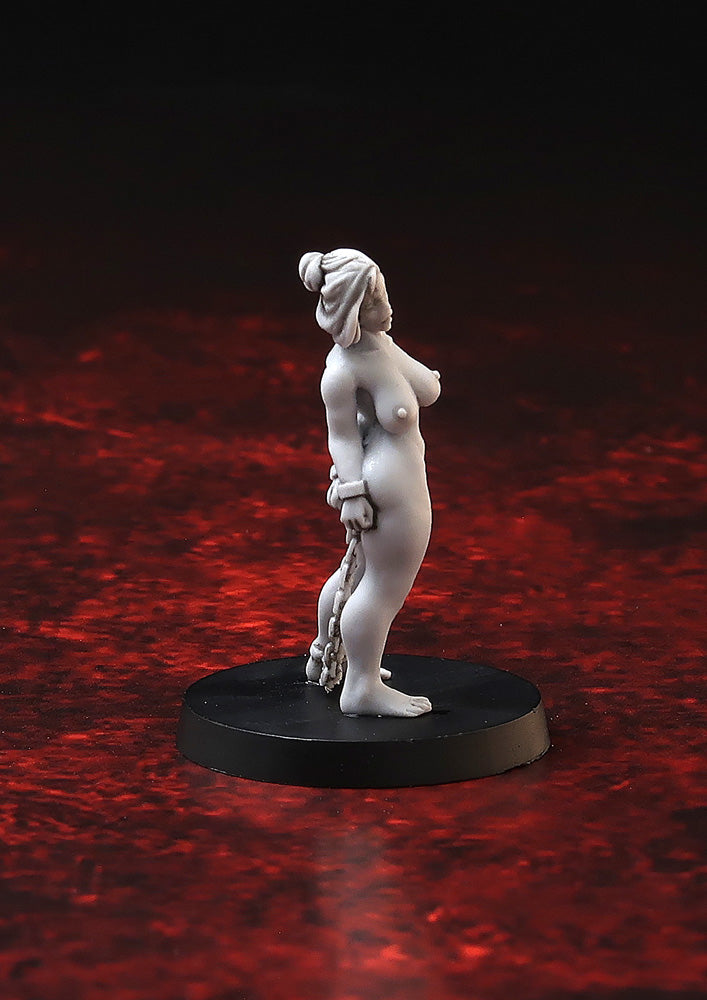 Slave Girls in chains, tabletop miniature set 28mm for wargaming and collecting, 3 models