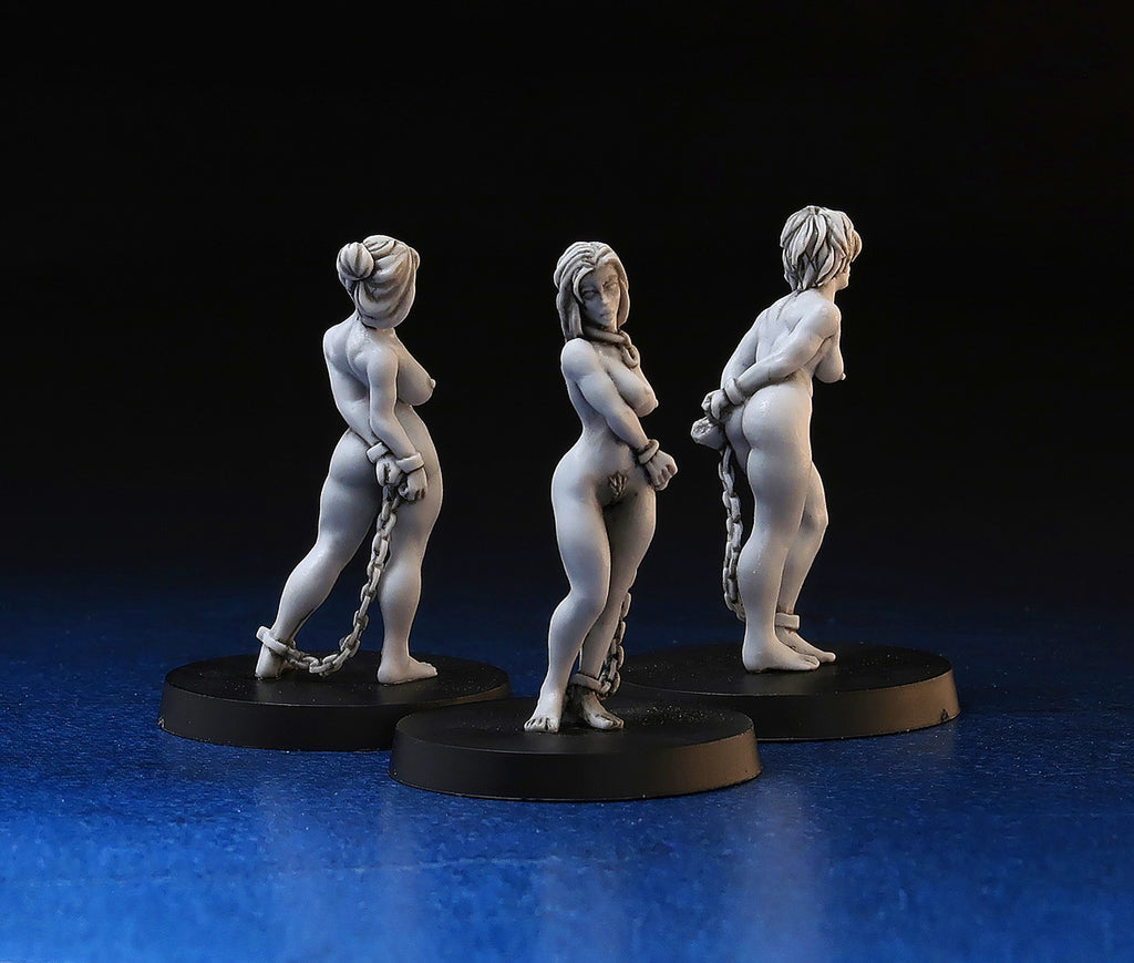 Slave Girls in chains, tabletop miniature set 28mm for wargaming and collecting, 3 models