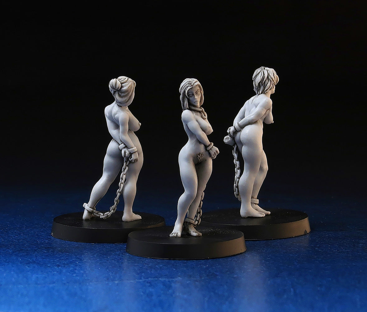 Slave Girls in chains, tabletop miniature set 28mm for wargaming and collecting, 3 models