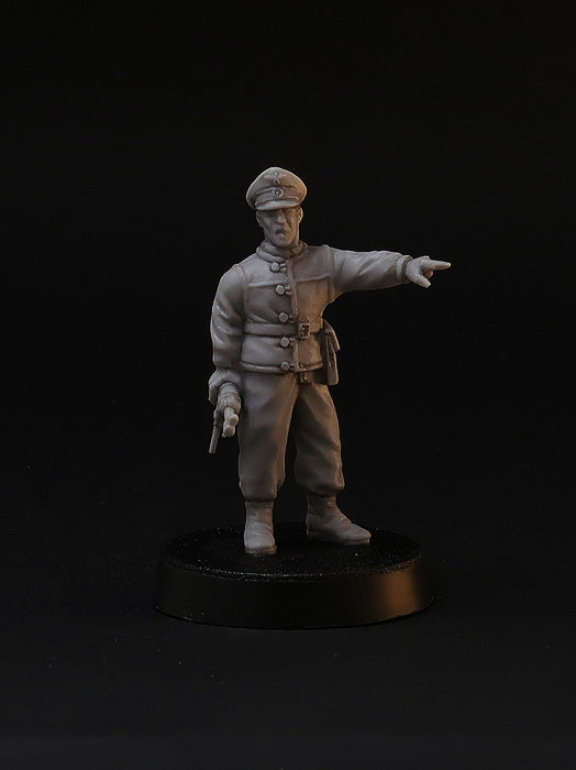 ww2 German Officer wargame miniature