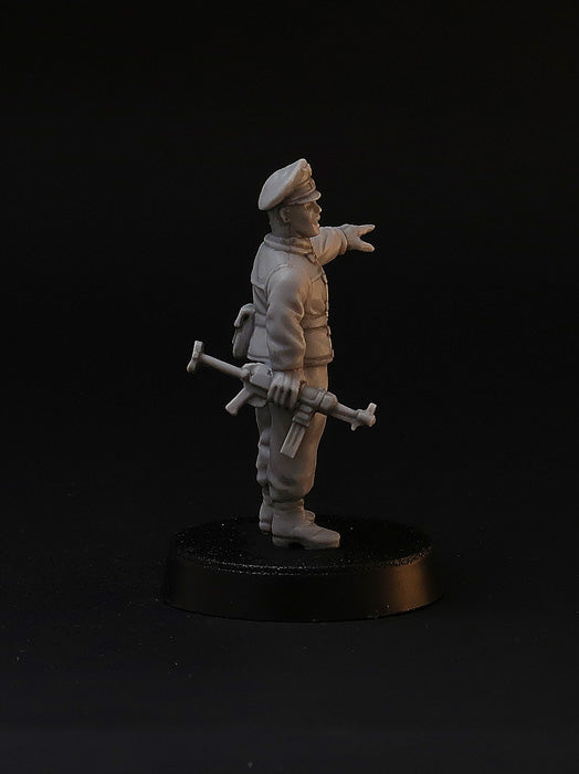 ww2 German Officer wargame miniature