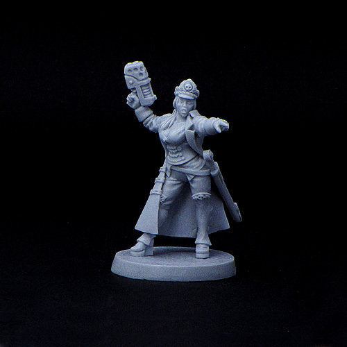 Female Imperial Commissar miniature - Brother Vinni