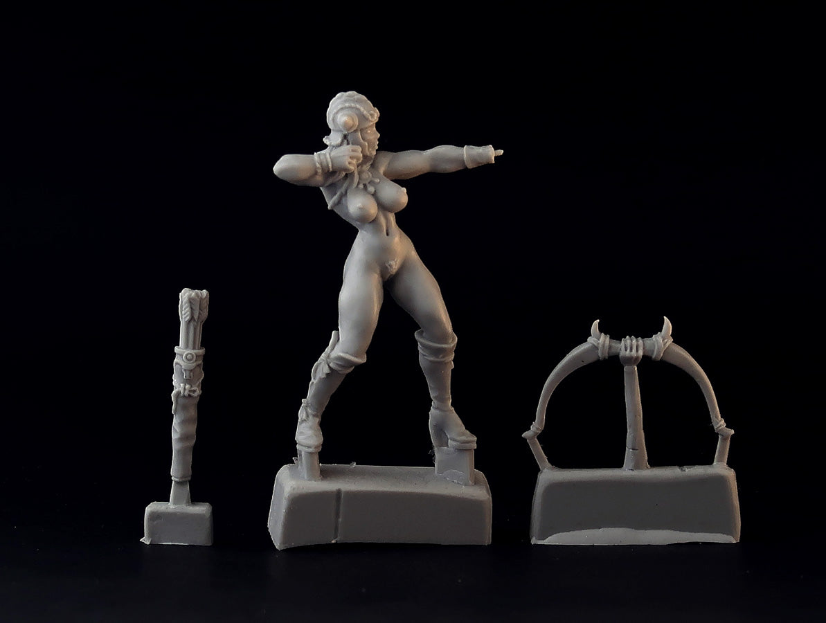 Amazon archer miniature, 28mm resin fantasy