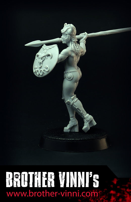 Amazon miniature, 28mm resin