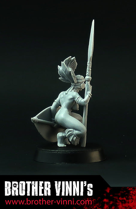 Tribal Amazon miniature, 28mm resin