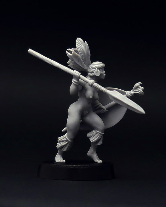 African Tribal Female Warrior miniature, 28mm resin