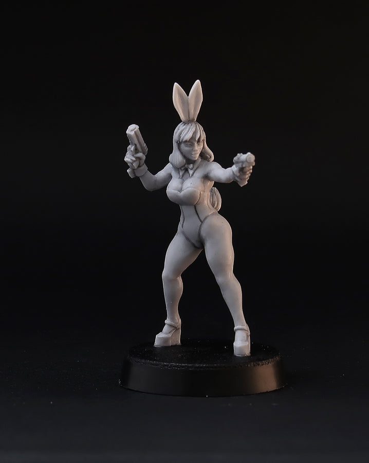 Dangerous Bunny Girls miniatures, 28mm resin