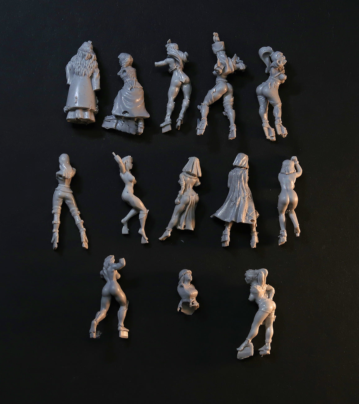 Broken miniature Bits - different female bodies