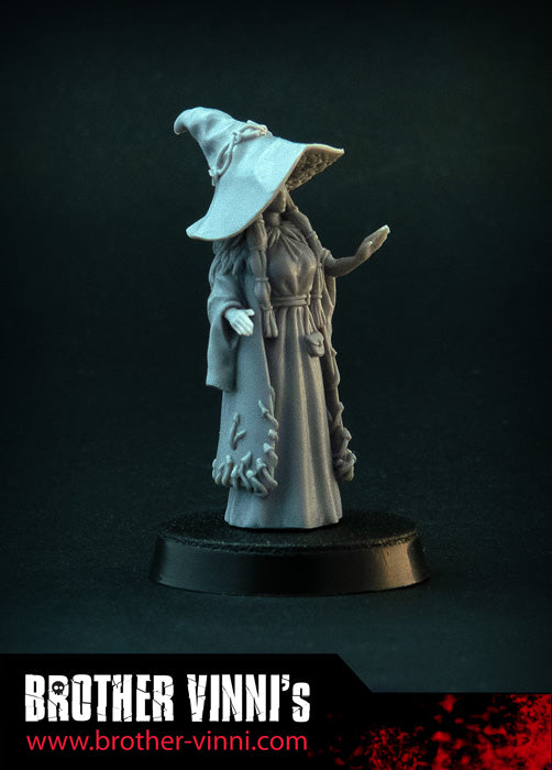 Witch miniature. Fantasy miniature for DnD, D&D and other tabletop RPG