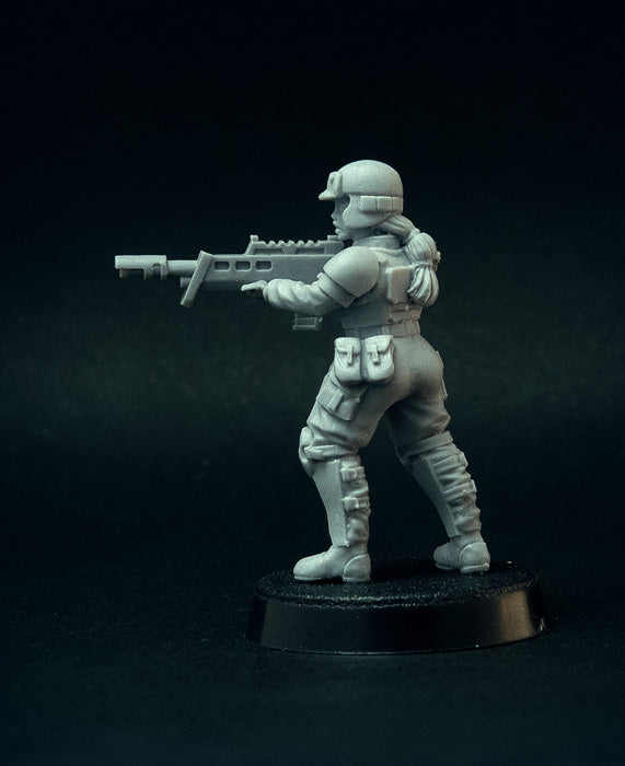 Female Soldiers Miniatures, sci-fi grimdark Guard Girls or Imperial Army - 28mm, resin