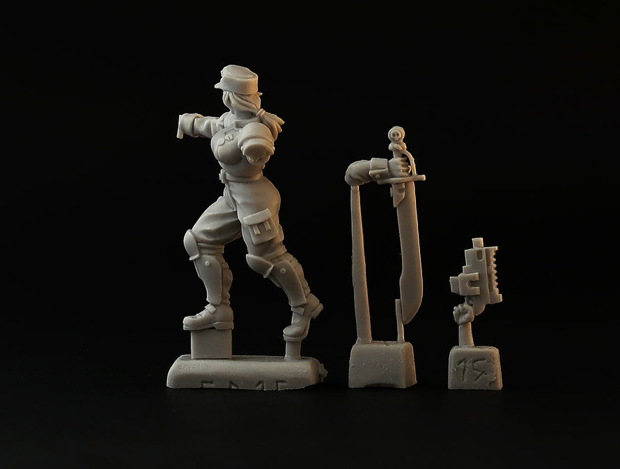 Special Unit - Female Guard Sergeant, wargame tabletop miniature, alternative grimdark Guard Girl - 28mm, resin