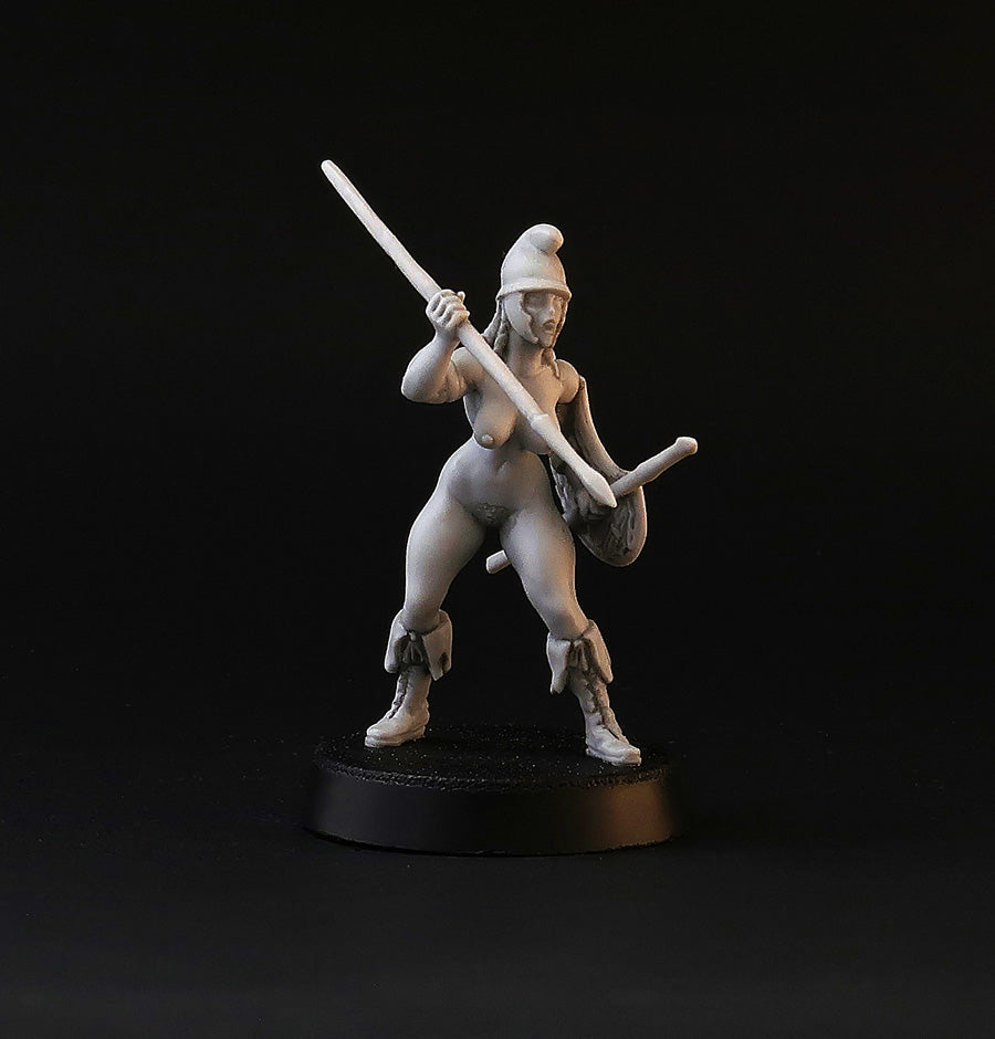 Female Greek Peltasts (4 models) 28 mm wargame miniatures