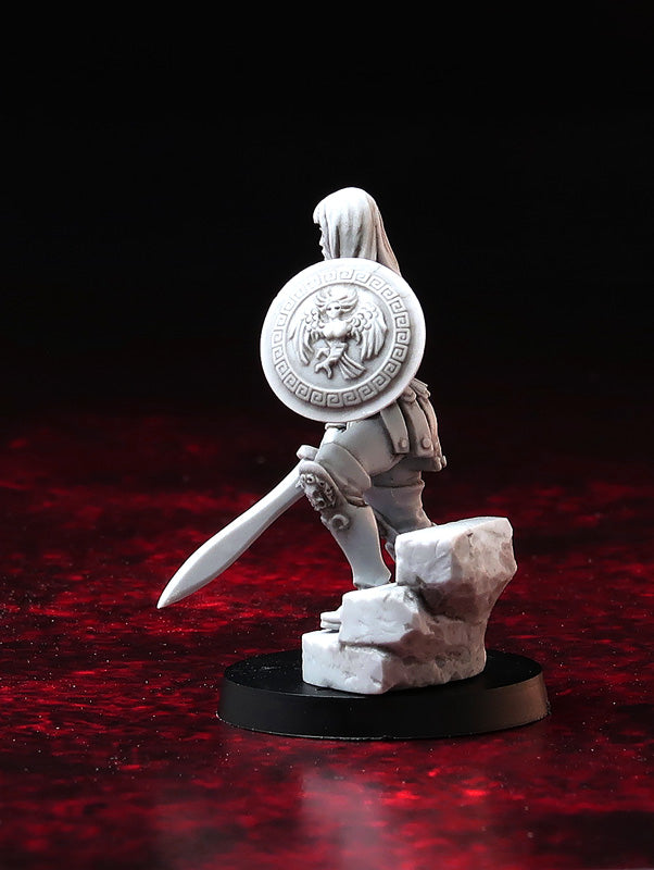 Queen of Battles, Greek heroine 28 mm wargame miniature