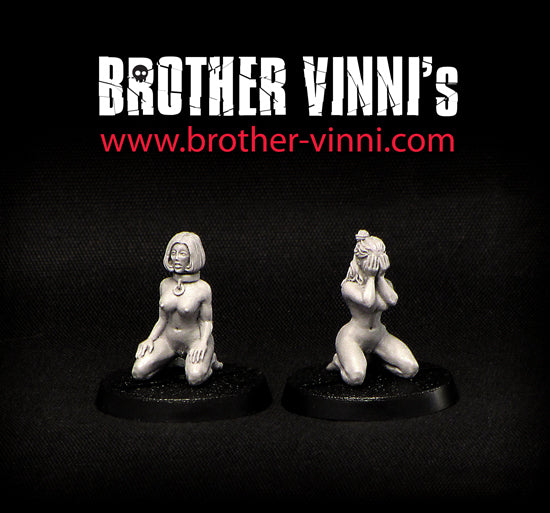 Slave Girls on knee - 28 mm scale resin miniatures by Brother Vinni