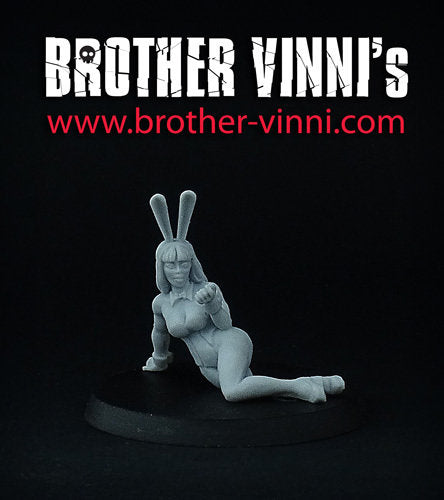 Resting Bunny Girl miniature, 28 mm fantasy pinup for any modern wargame or tabletop RPG