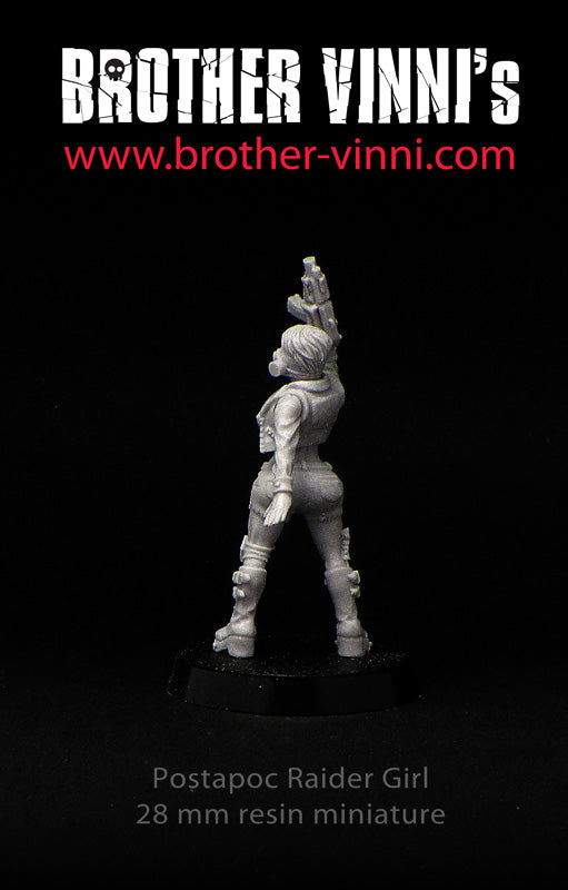 Raider Girl Post Apocalypse miniature for sci-fi wargaming