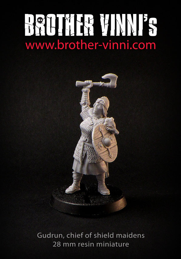 Shield Maiden Female Warlord resin miniature, 28mm