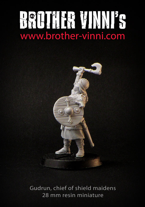 Shield Maiden Female Warlord resin miniature, 28mm