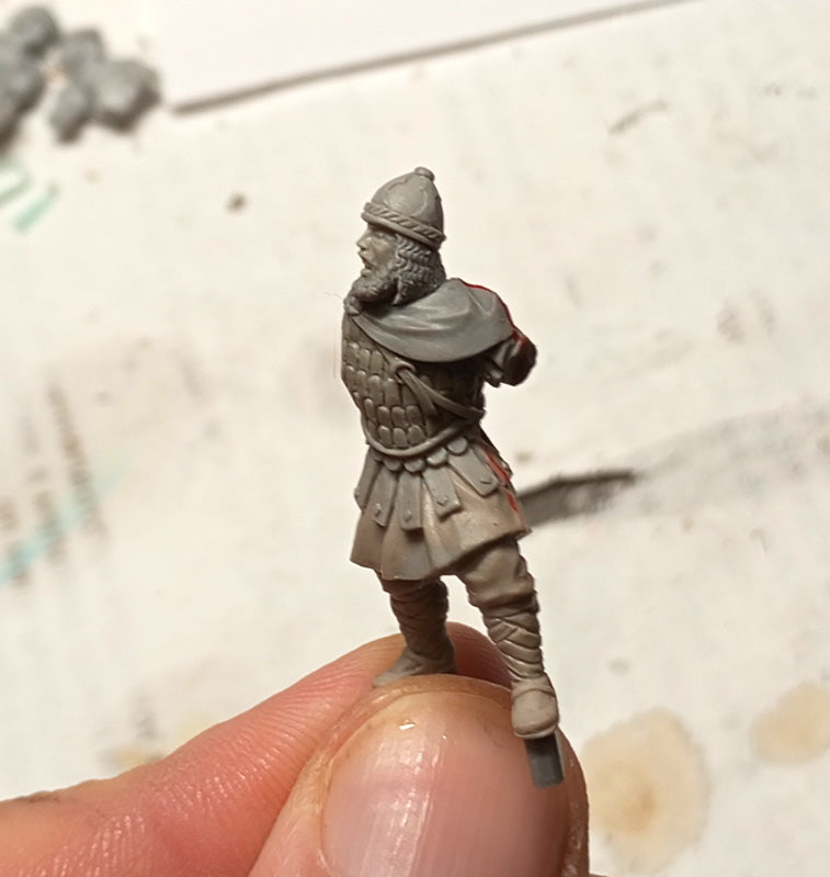 Byzantian Guard captain (Akolouthos) 28mm historical miniature for SAGA