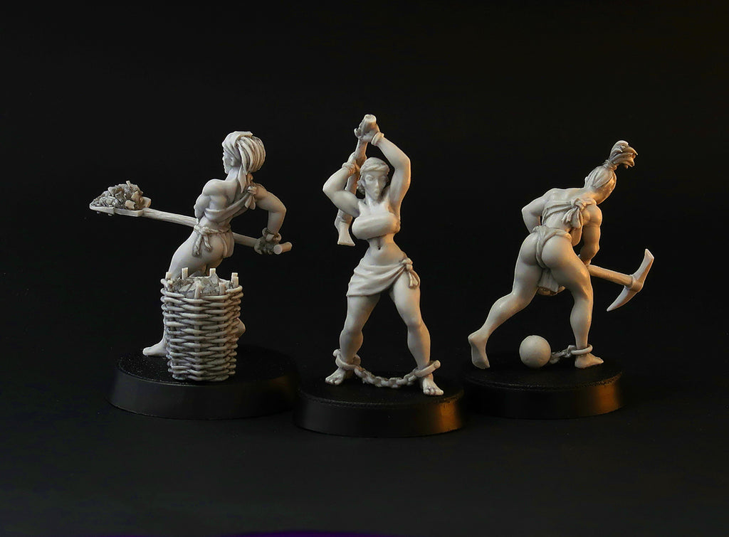Working Slave Girls miniature set, 28mm for tabletop wargaming and painting