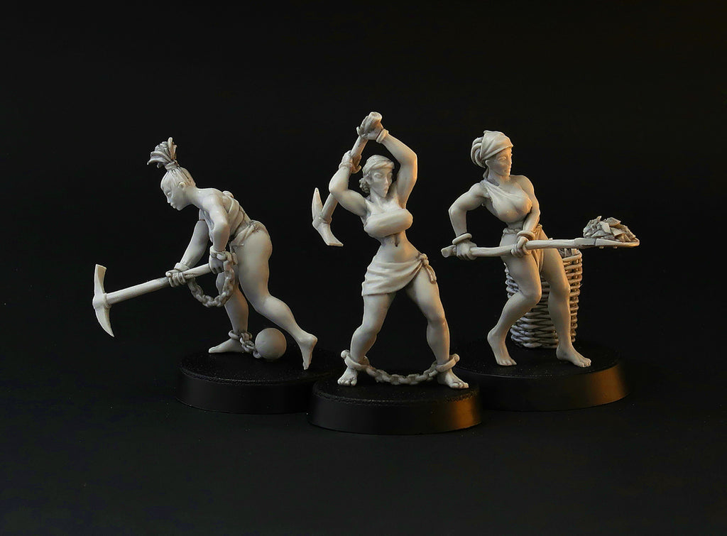 Working Slave Girls miniature set, 28mm for tabletop wargaming and painting