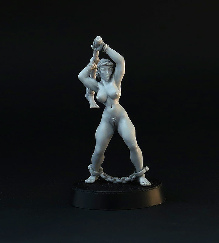 Working Nude Slave Girls miniature set, 28mm for tabletop wargaming and painting