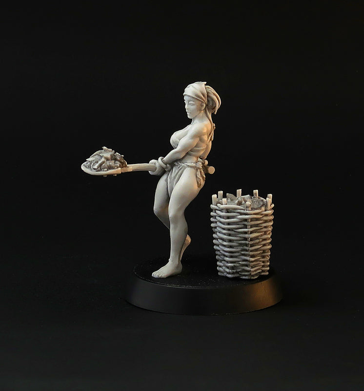 Working Slave Girls miniature set, 28mm for tabletop wargaming and painting