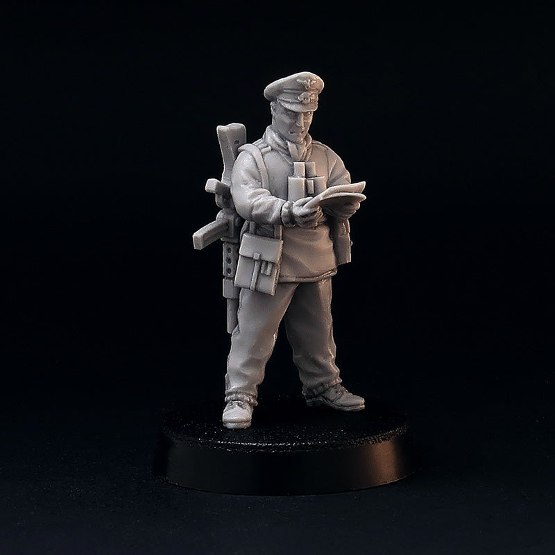 World War 2 German Officer wargame miniature, 28mm